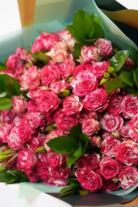 Cherry Kiss Bouquet - Birthday - Mother's Day - Anniversaries - congratulations -5.webp