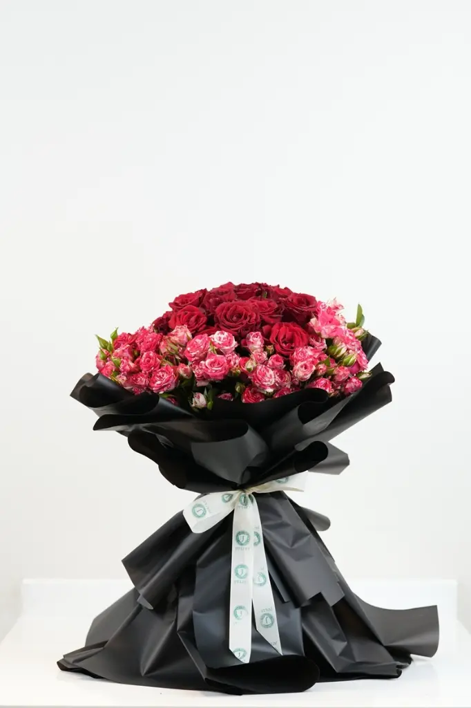 Cherry Eclipse Bouquet - Valentine's Day- romance - gifts - 2.webp