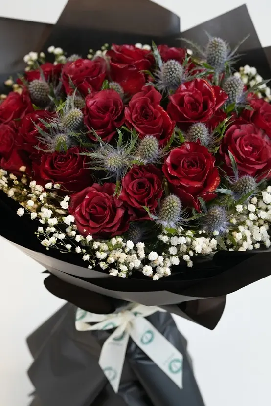 Midnight Romance Rose Bouquet -2.webp