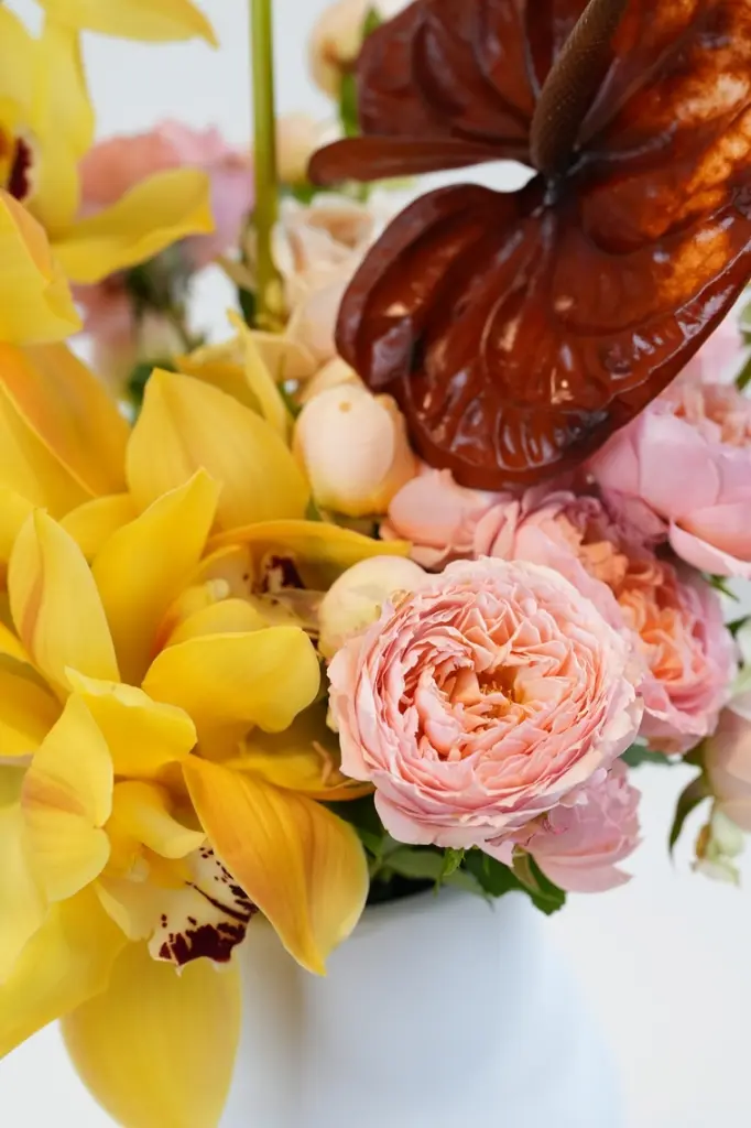 Tropical Muse Vase Arrangement-3.webp