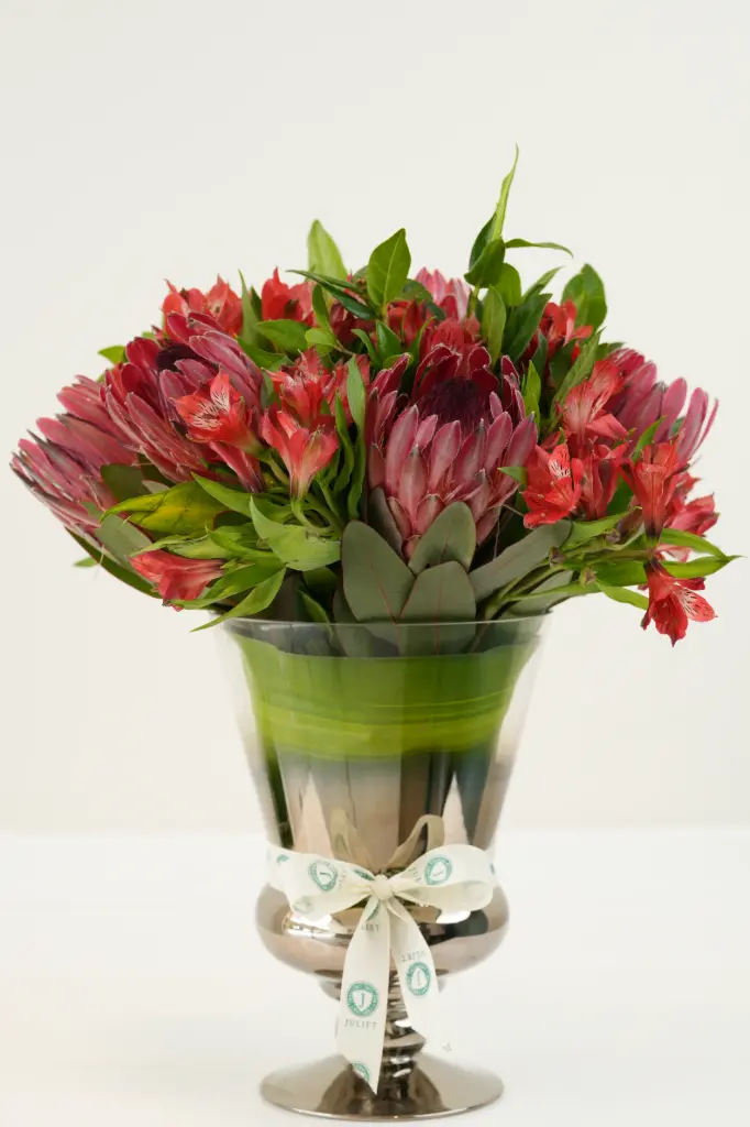 Midnight Flames - Elegant Vase Arrangement 