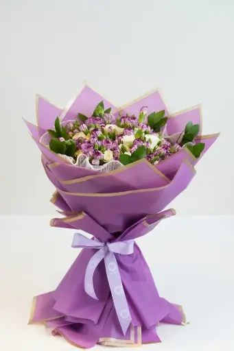 [BQ-LDMCRB-020] Lavender Dreams – Mixed Carnation & Rose Bouquet 