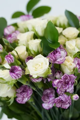 [BQ-IEPFVA-013] Imperial Elegance - Porcelain Floral Vase Arrangement